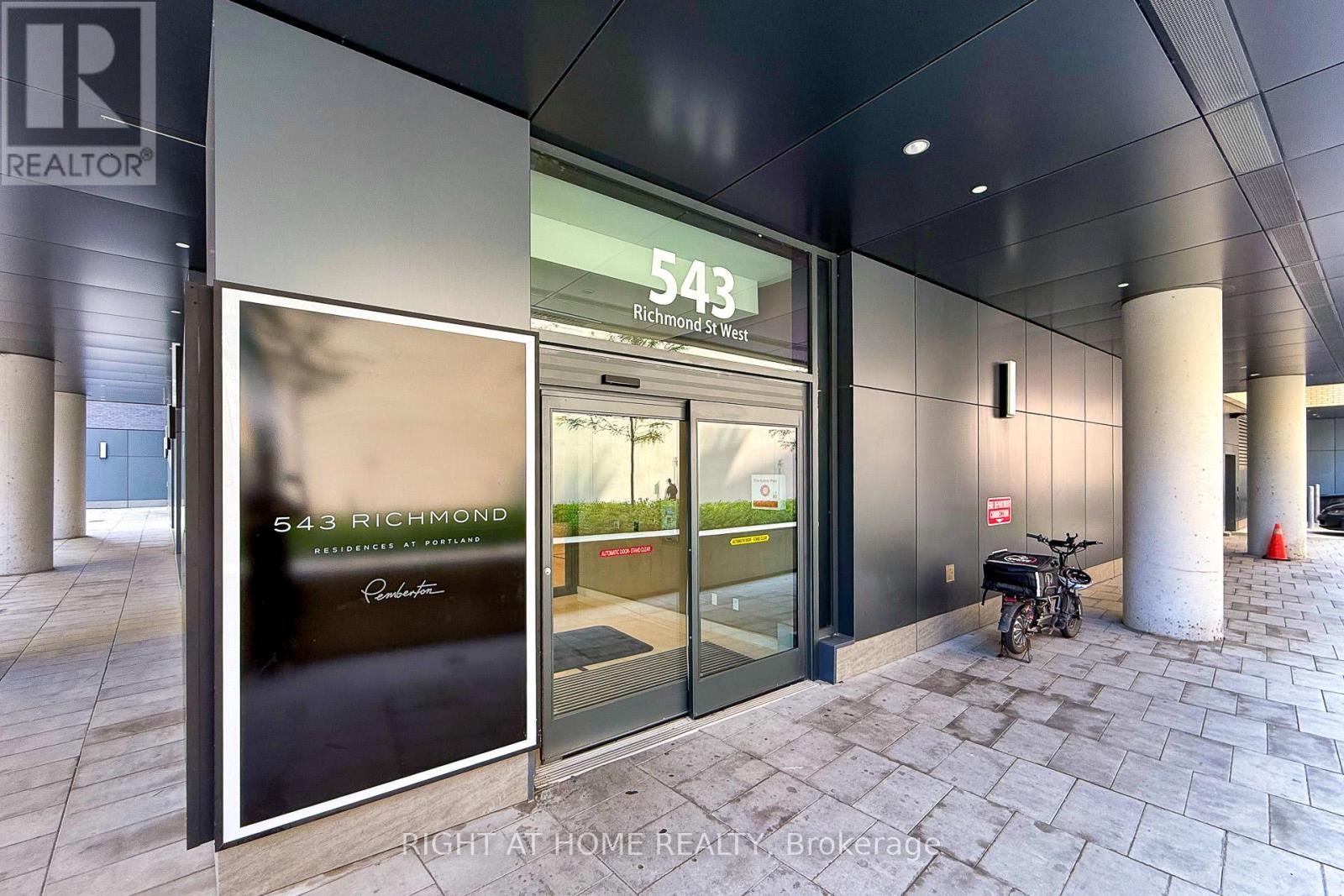 #623 543 RICHMOND STREET W - 29
