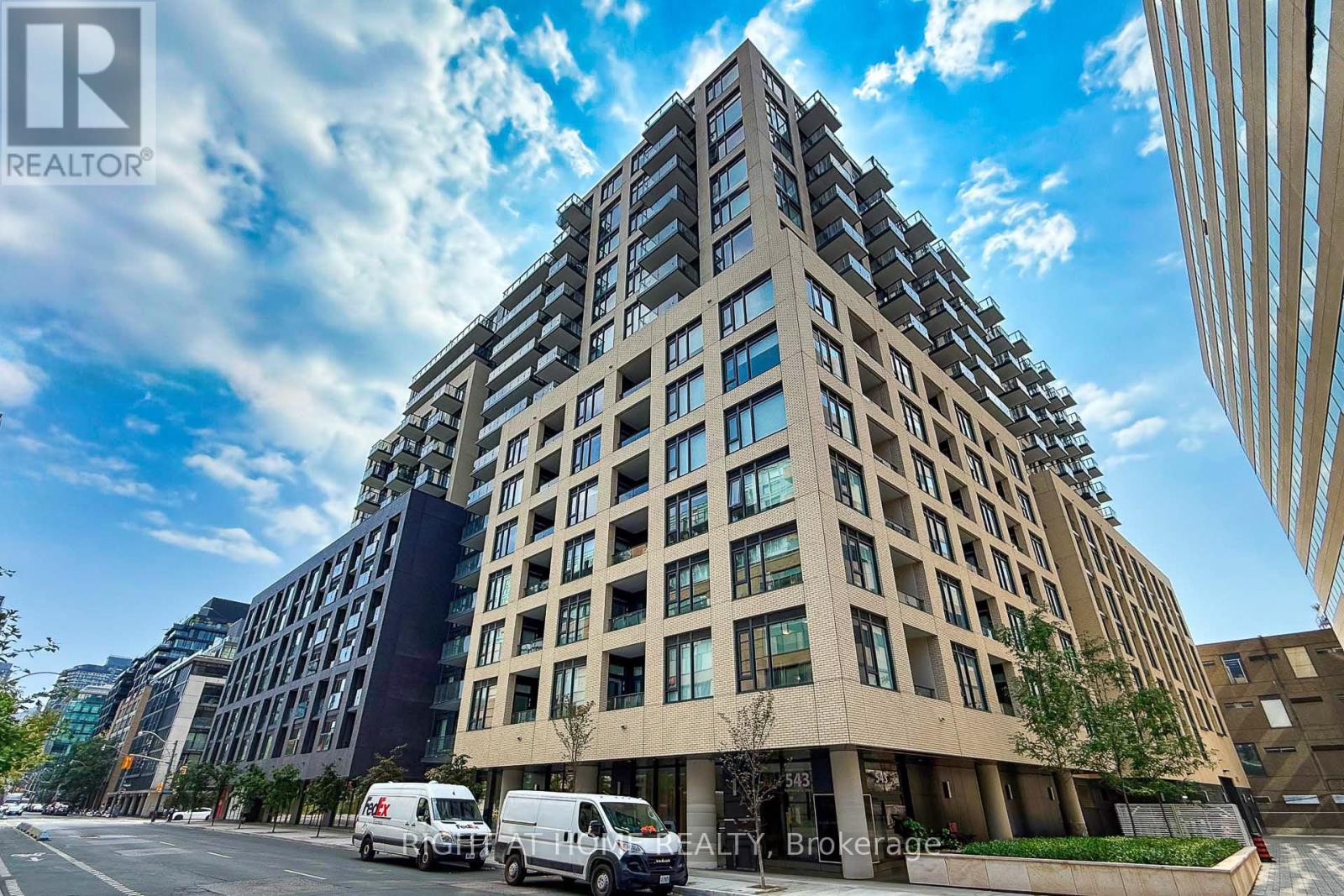 #623 543 RICHMOND STREET W - 30