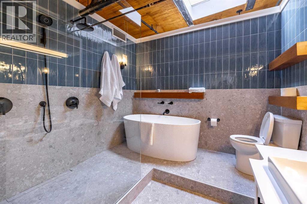 Single Family House for Sale in    Avenue SW Beltline Calgary 