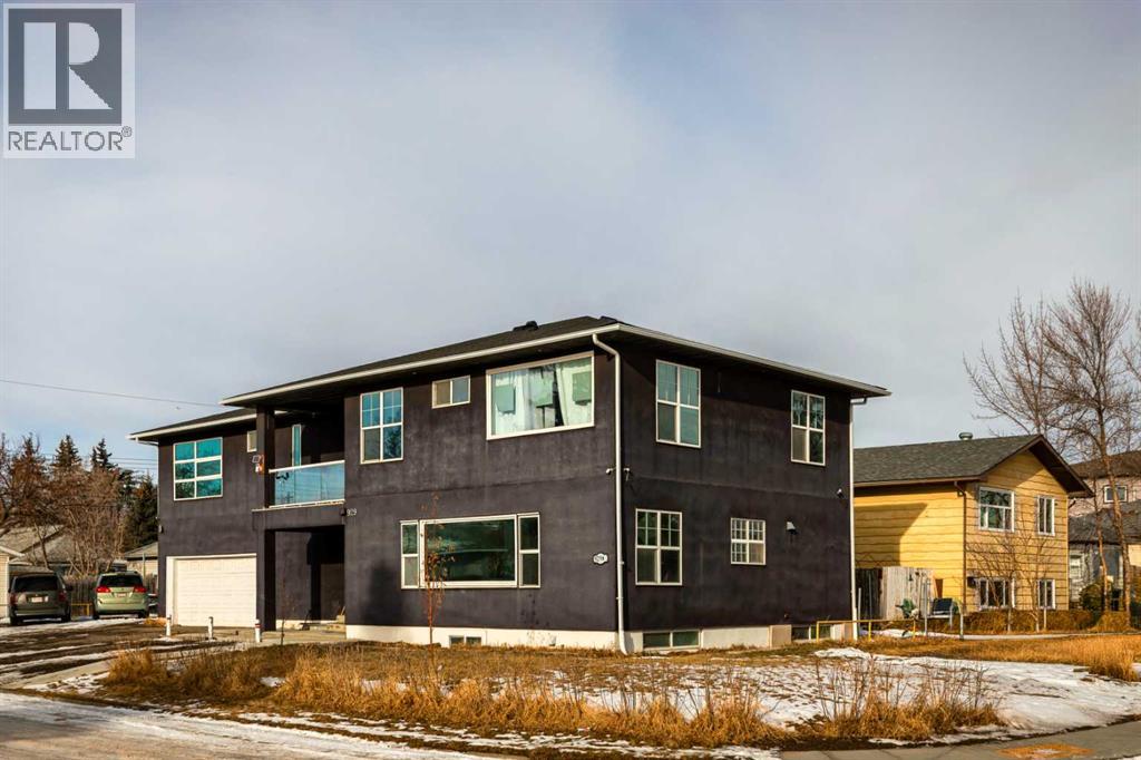 Single Family House for Sale in   Street SE Forest Lawn Calgary 