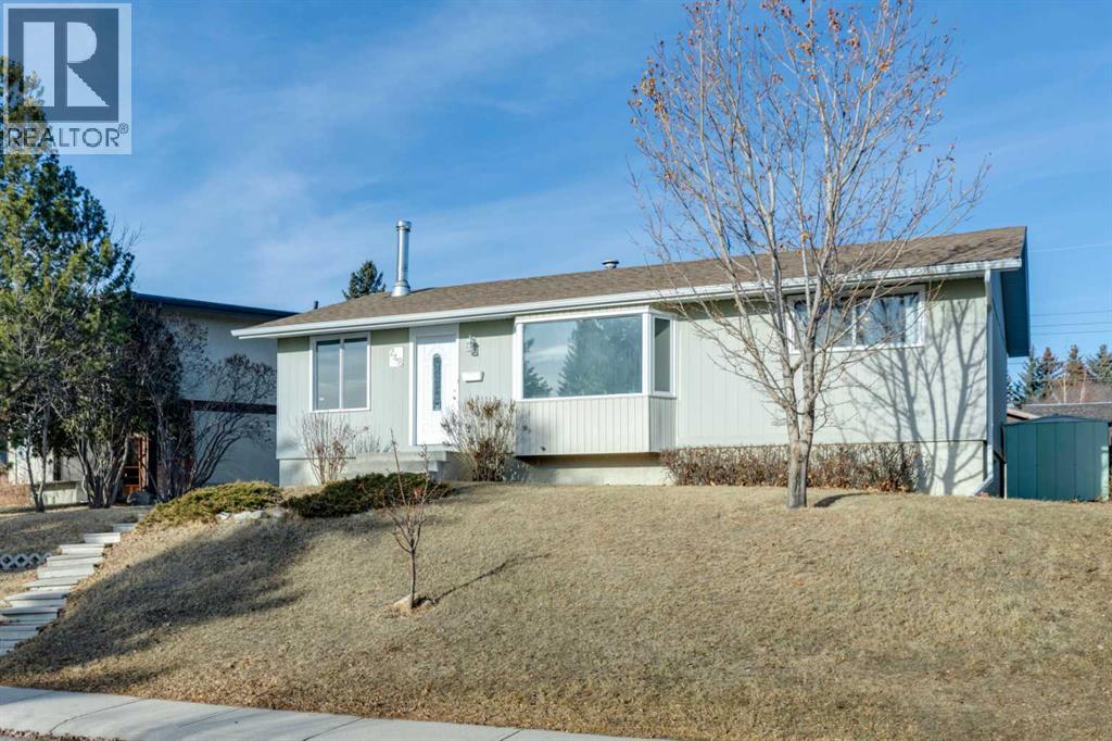Single Family House Bungalow for Sale in  Huntcroft Road NE Huntington Hills Calgary 