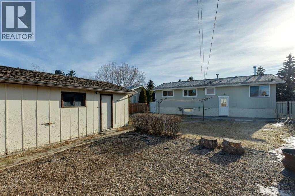 Single Family House Bungalow for Sale in  Huntcroft Road NE Huntington Hills Calgary 