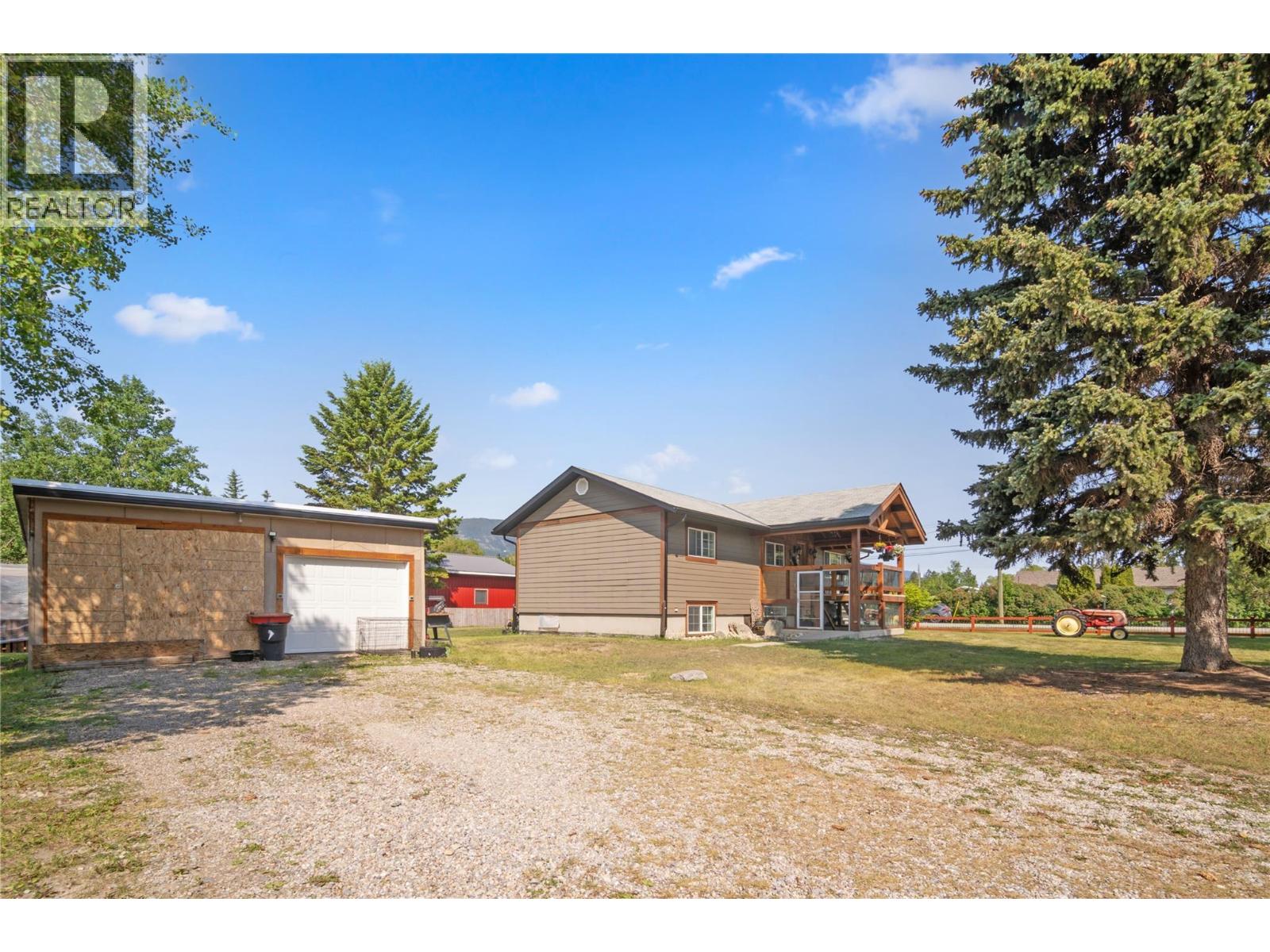 4772 BURNS Avenue, Canal Flats