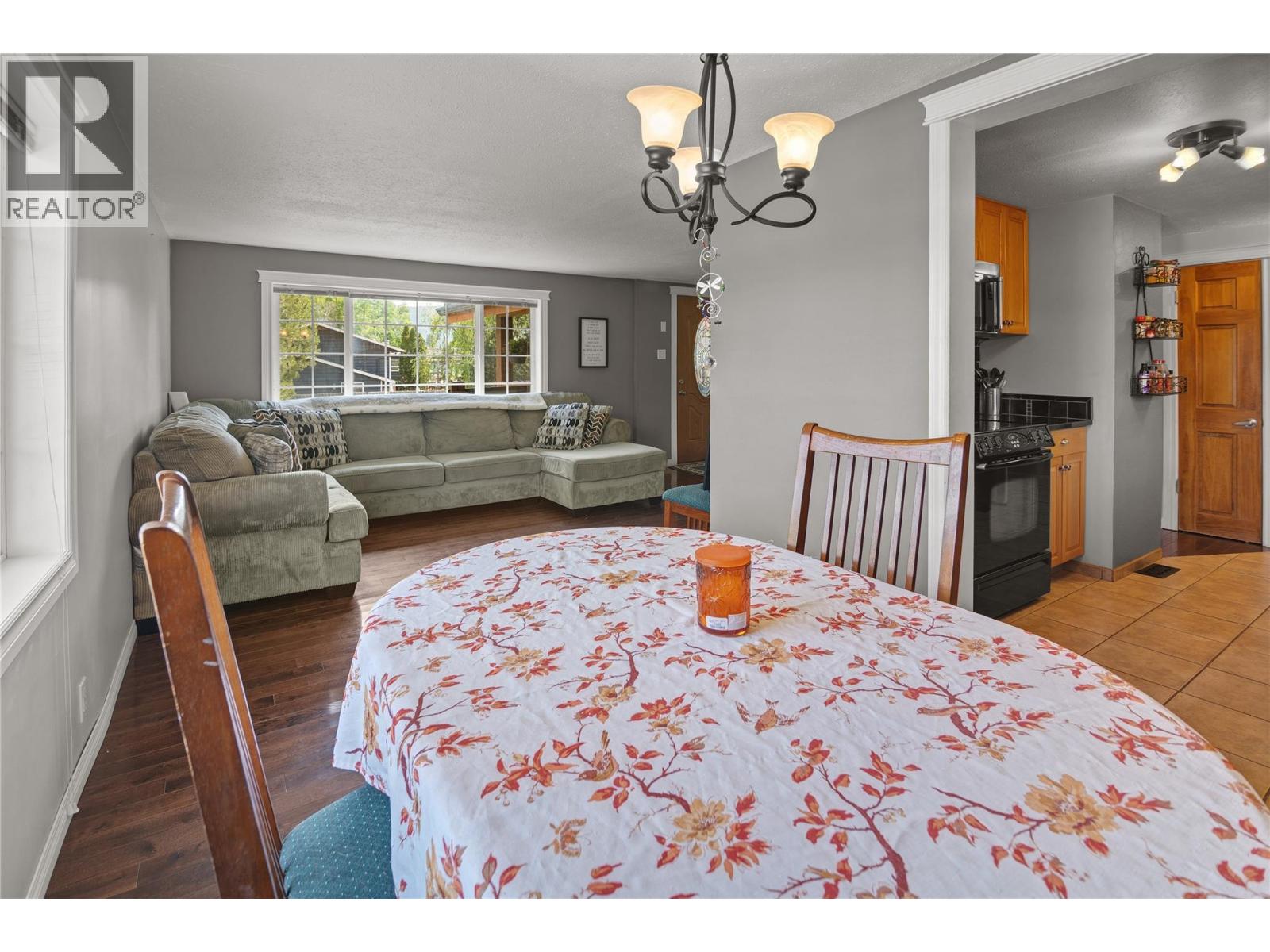 4772 BURNS Avenue, Canal Flats