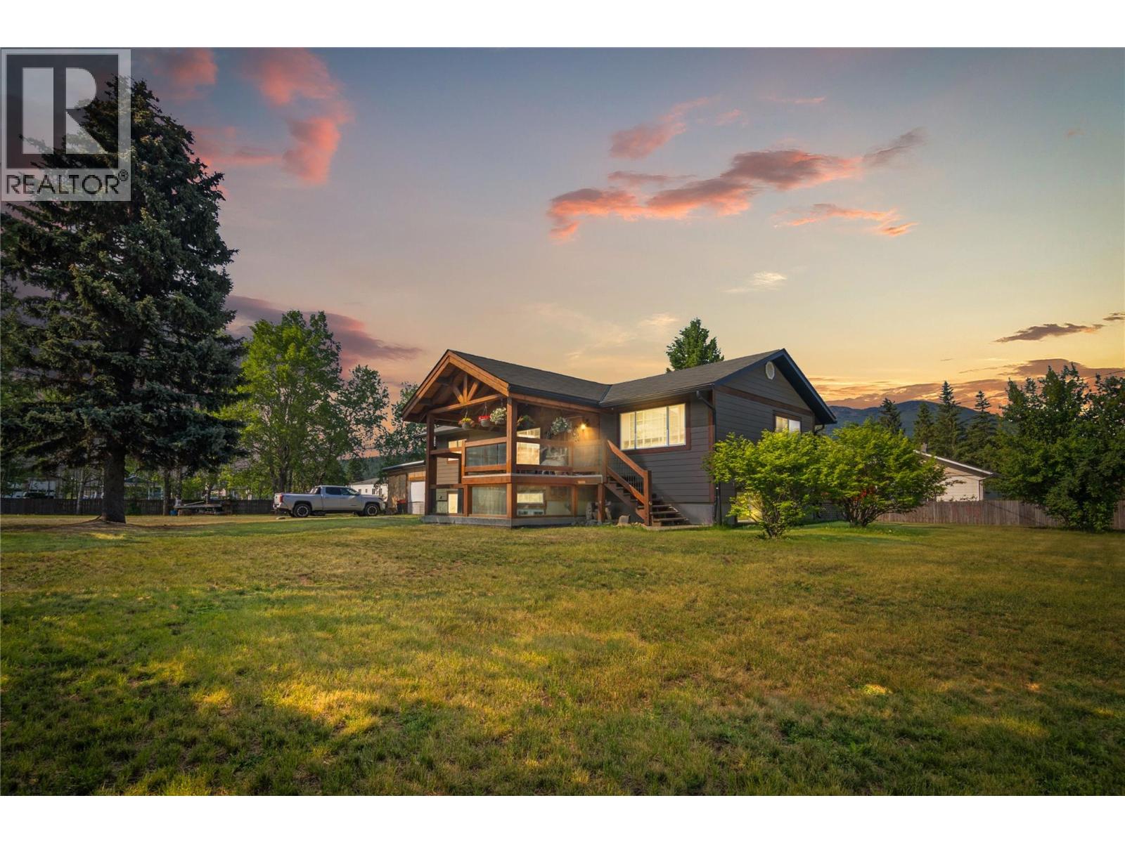 4772 BURNS Avenue, Canal Flats