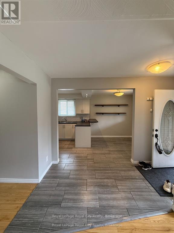 140 BRANT AVENUE - Photo 4 of 15, Guelph (Victoria North), Ontario