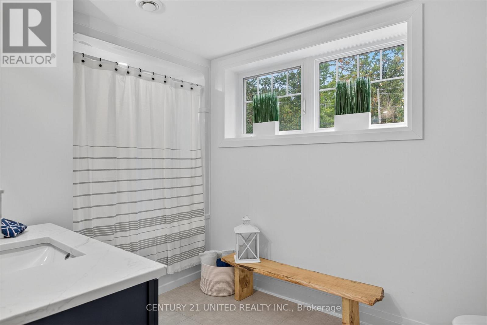 322 ELBOW POINT ROAD — photo 28