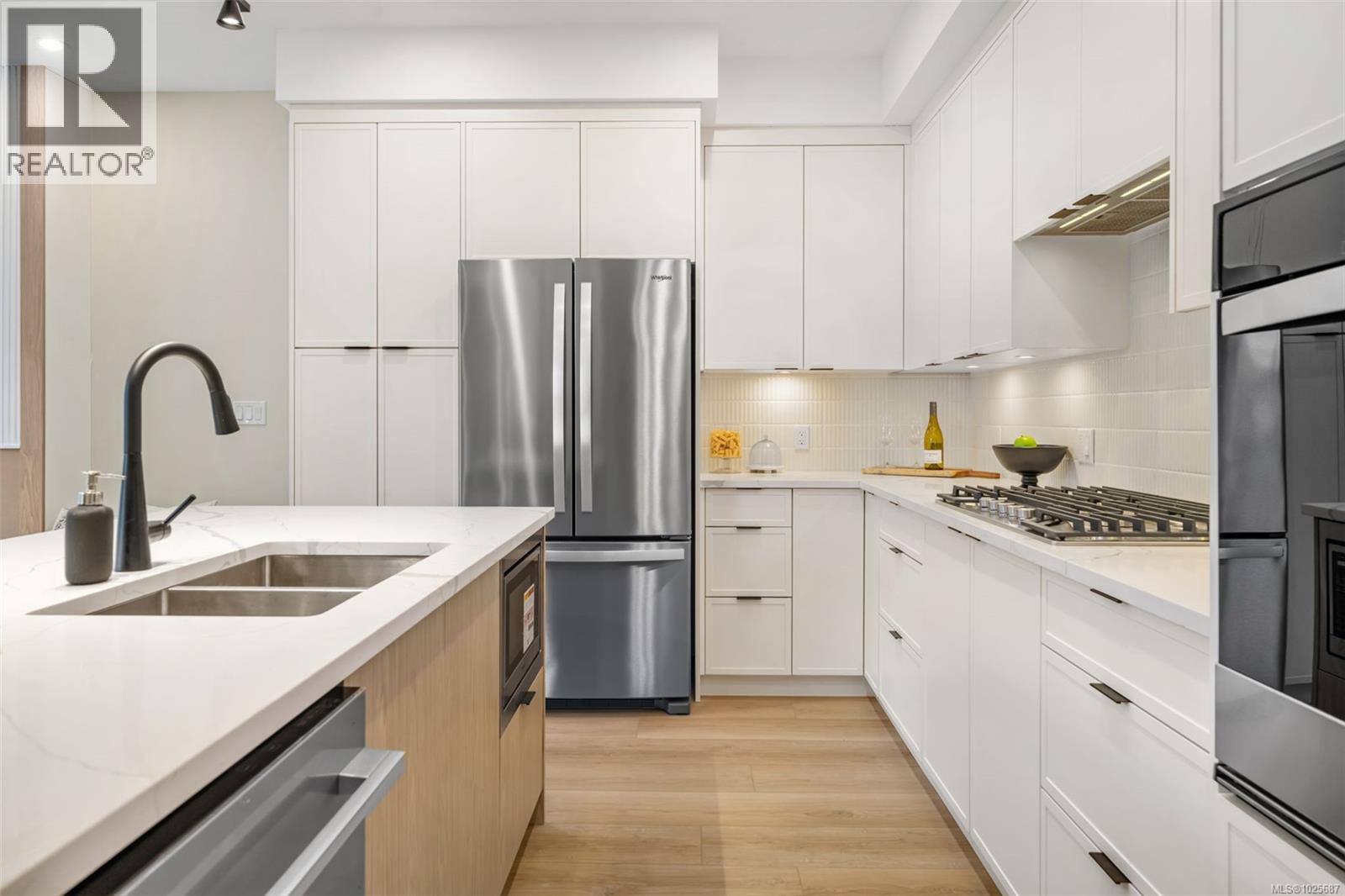  2507 Bronzite Place, Langford