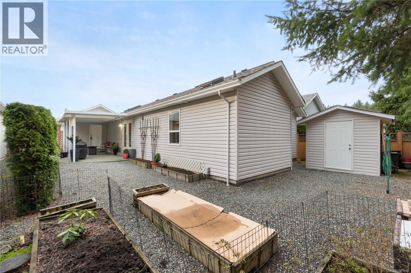 3864 HONEY LOCUST DR - 24