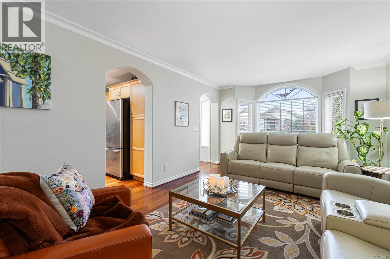 3864 HONEY LOCUST DR - 5