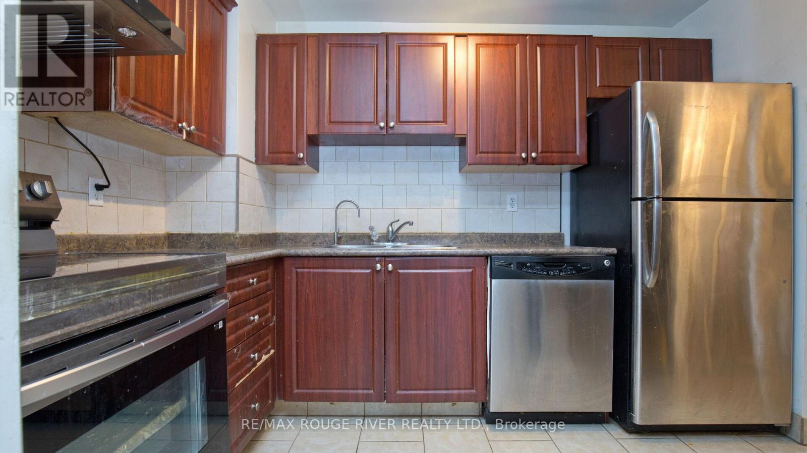 #1513 155 HILLCREST AVENUE - 20