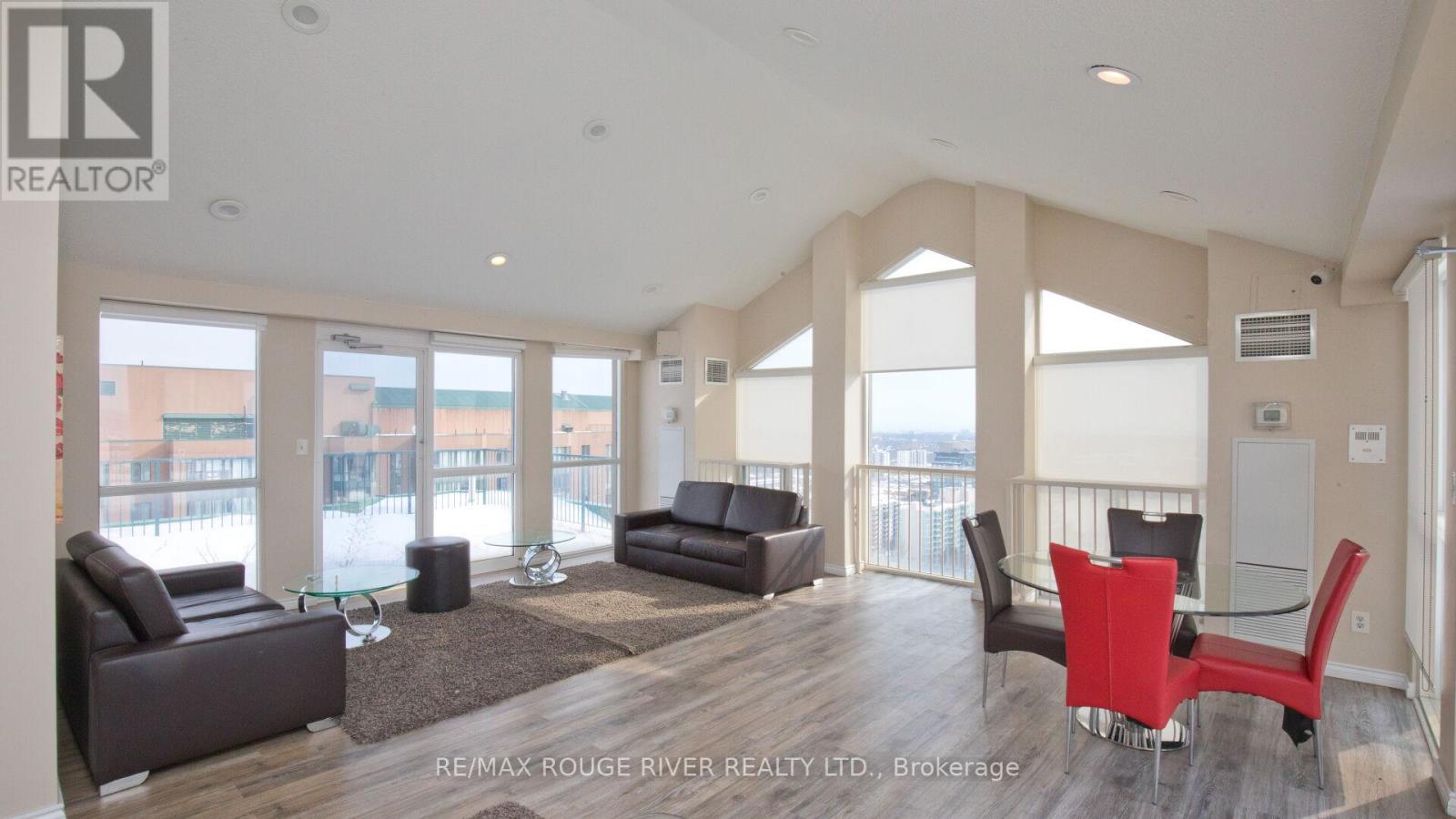 #1513 155 HILLCREST AVENUE - 40