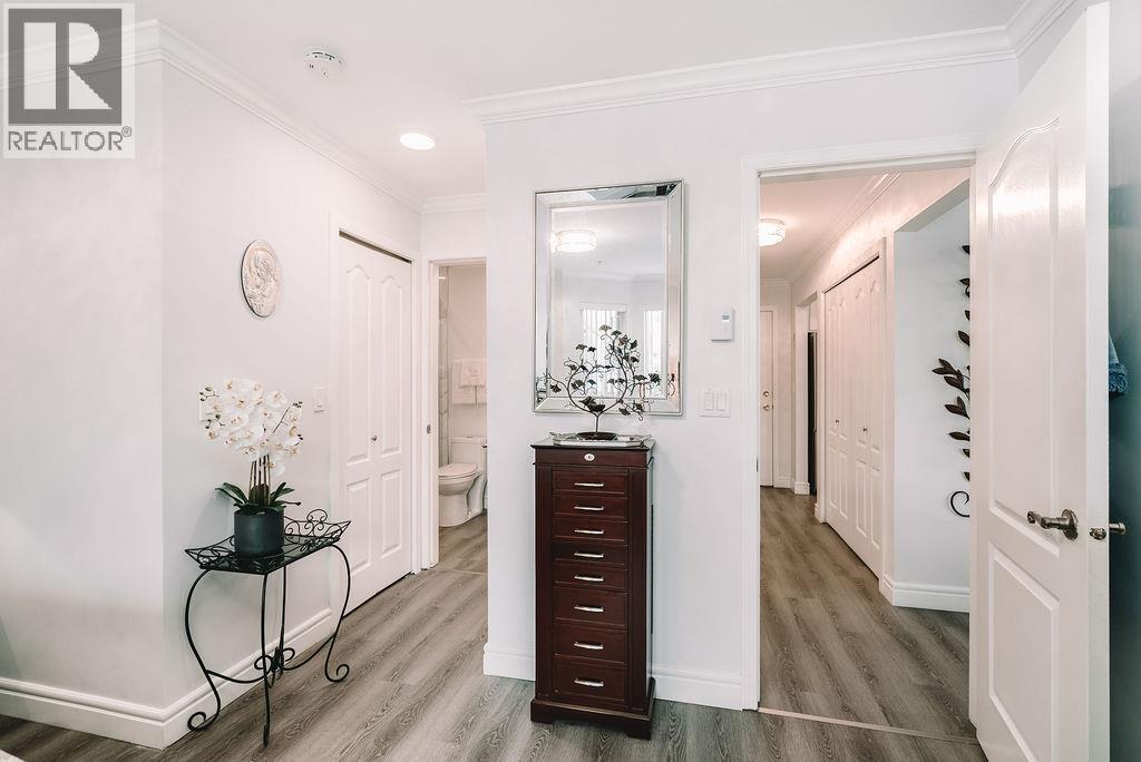 301 19236 FORD ROAD, Pitt Meadows