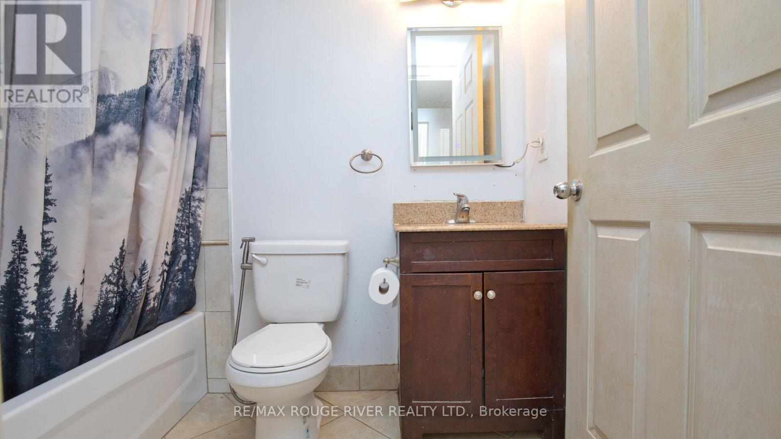 #1513 155 HILLCREST AVENUE - 36