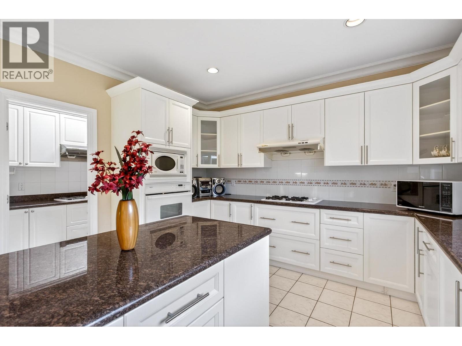 8260 CLAYSMITH Road, Richmond