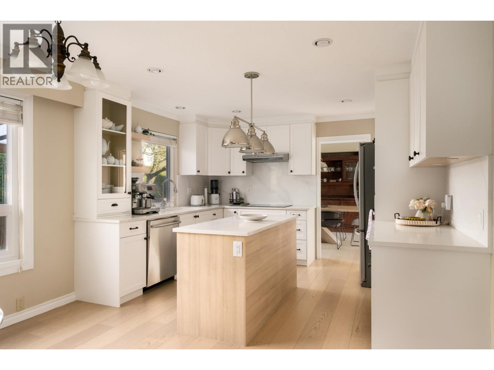 6811 JUNIPER Drive, Richmond