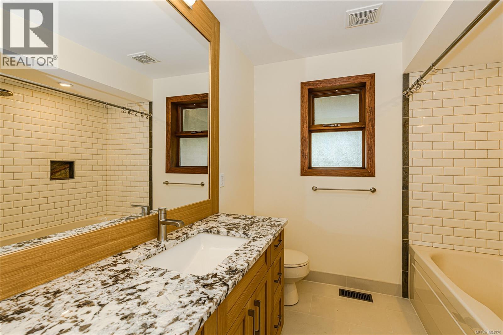2990 Southey Point Rd - 25