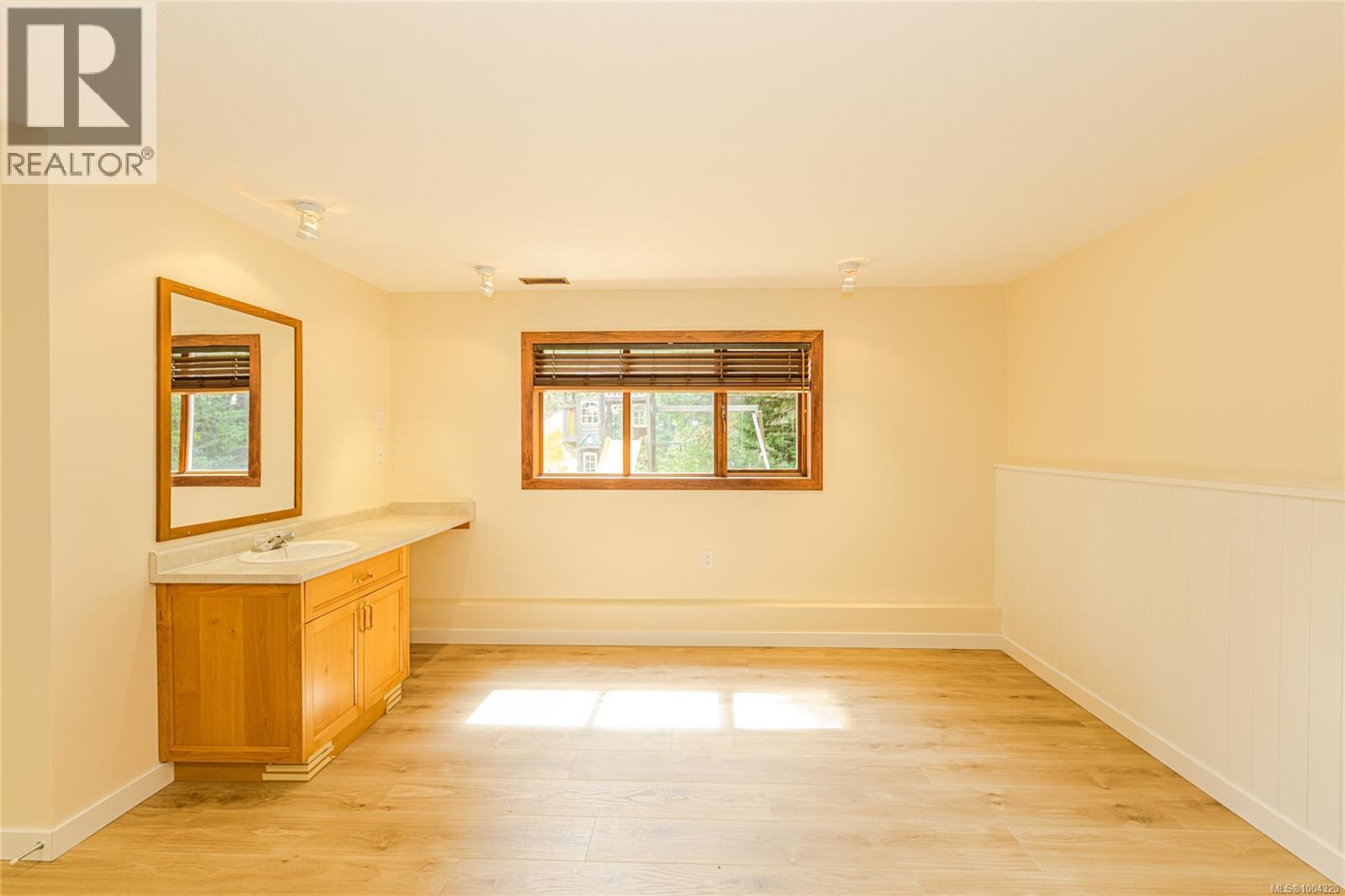  2990 Southey Point Road, Salt Spring