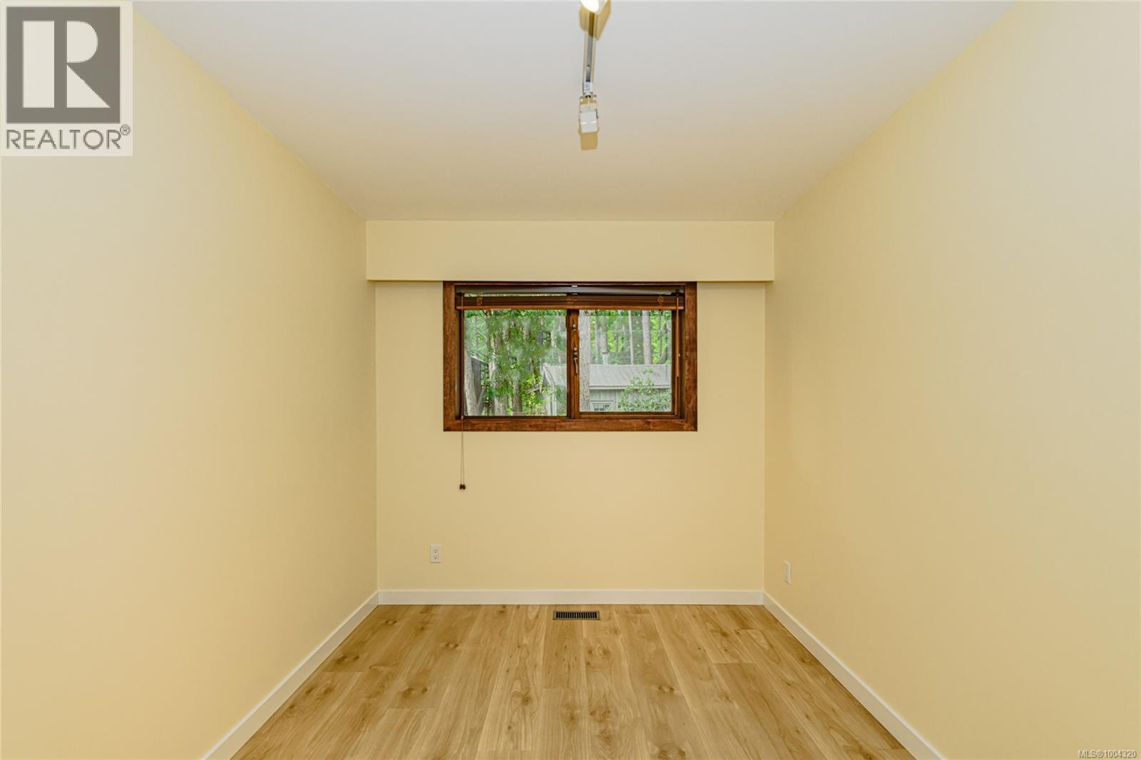 2990 Southey Point Rd - 24
