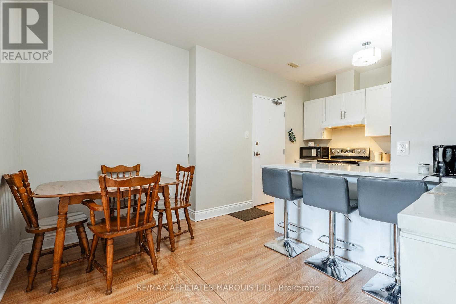 109 PITT STREET — photo 37