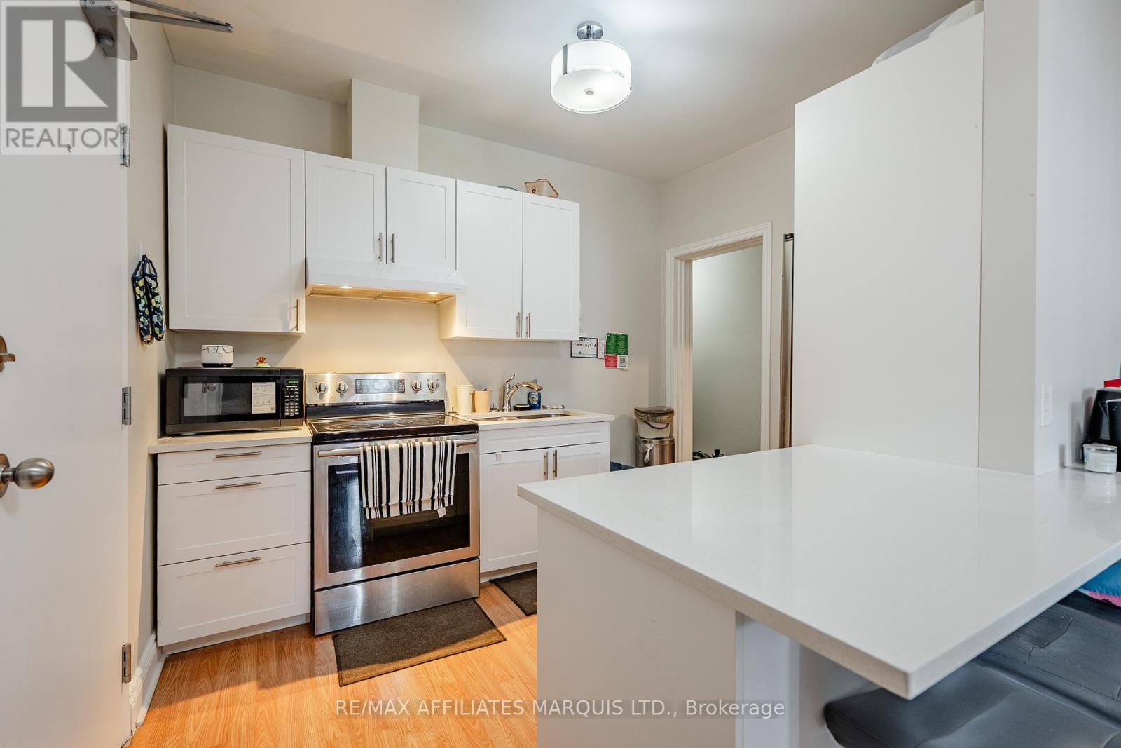 109 PITT STREET — photo 38
