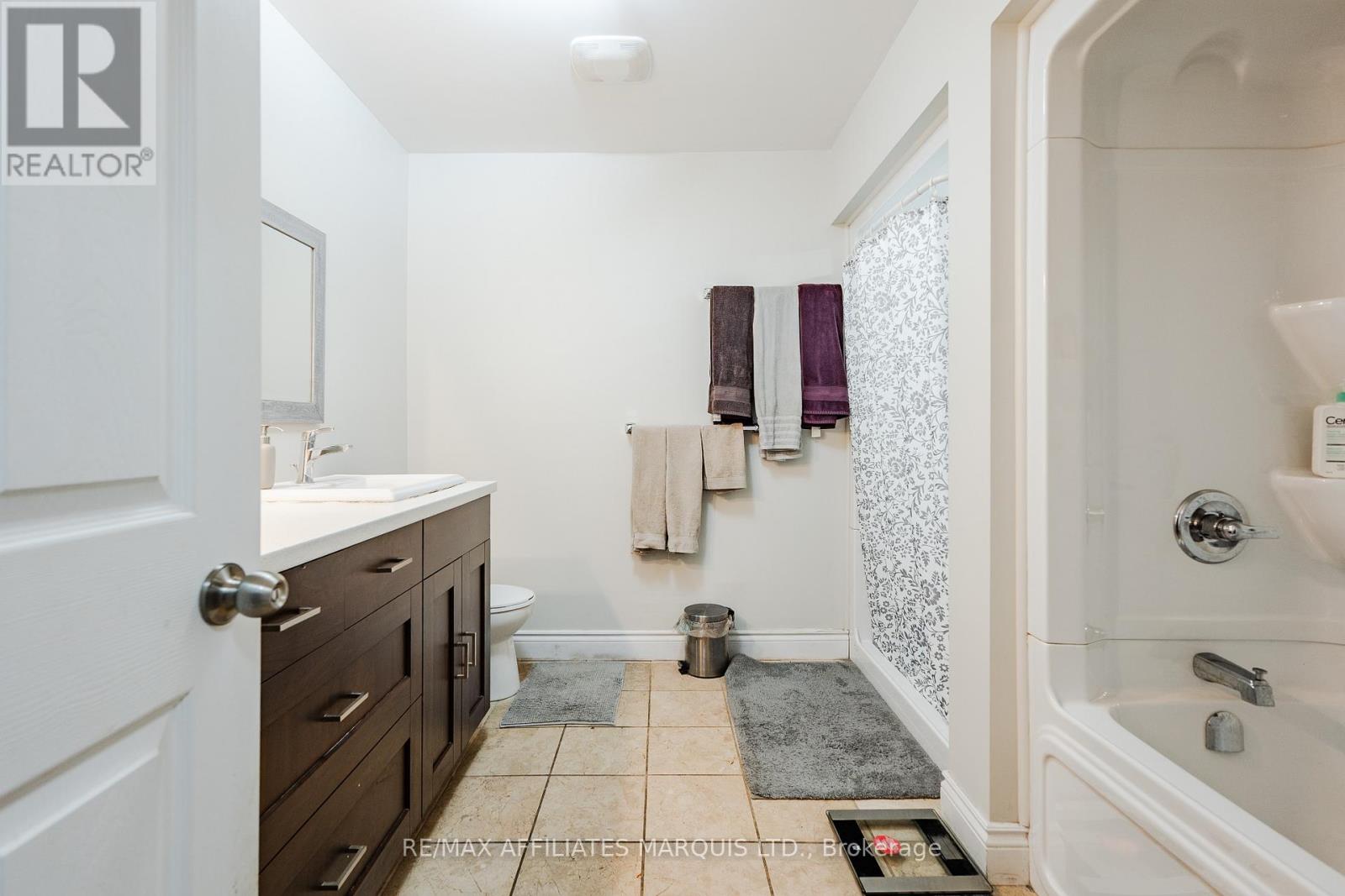 109 PITT STREET — photo 47