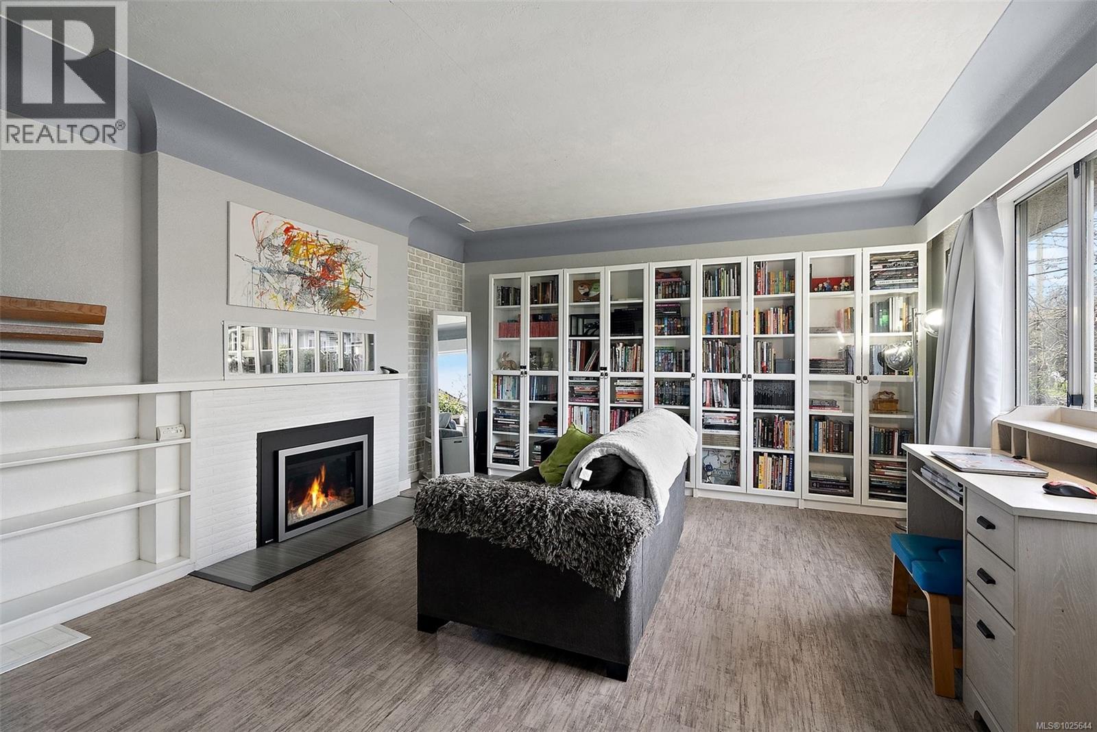  259 Crease Avenue, Saanich