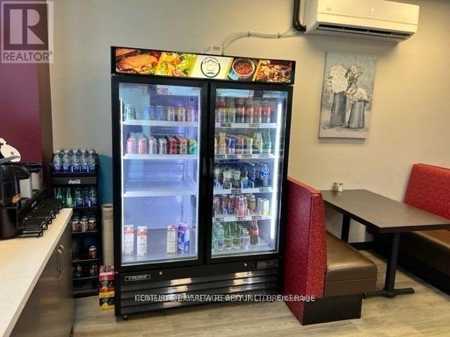 80 Tiverton Unit 104 photo 2