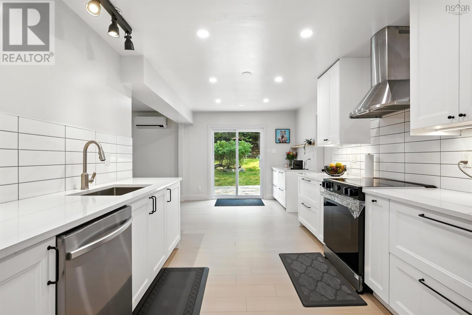 Property 14 of 44 of 26 Millview Avenue