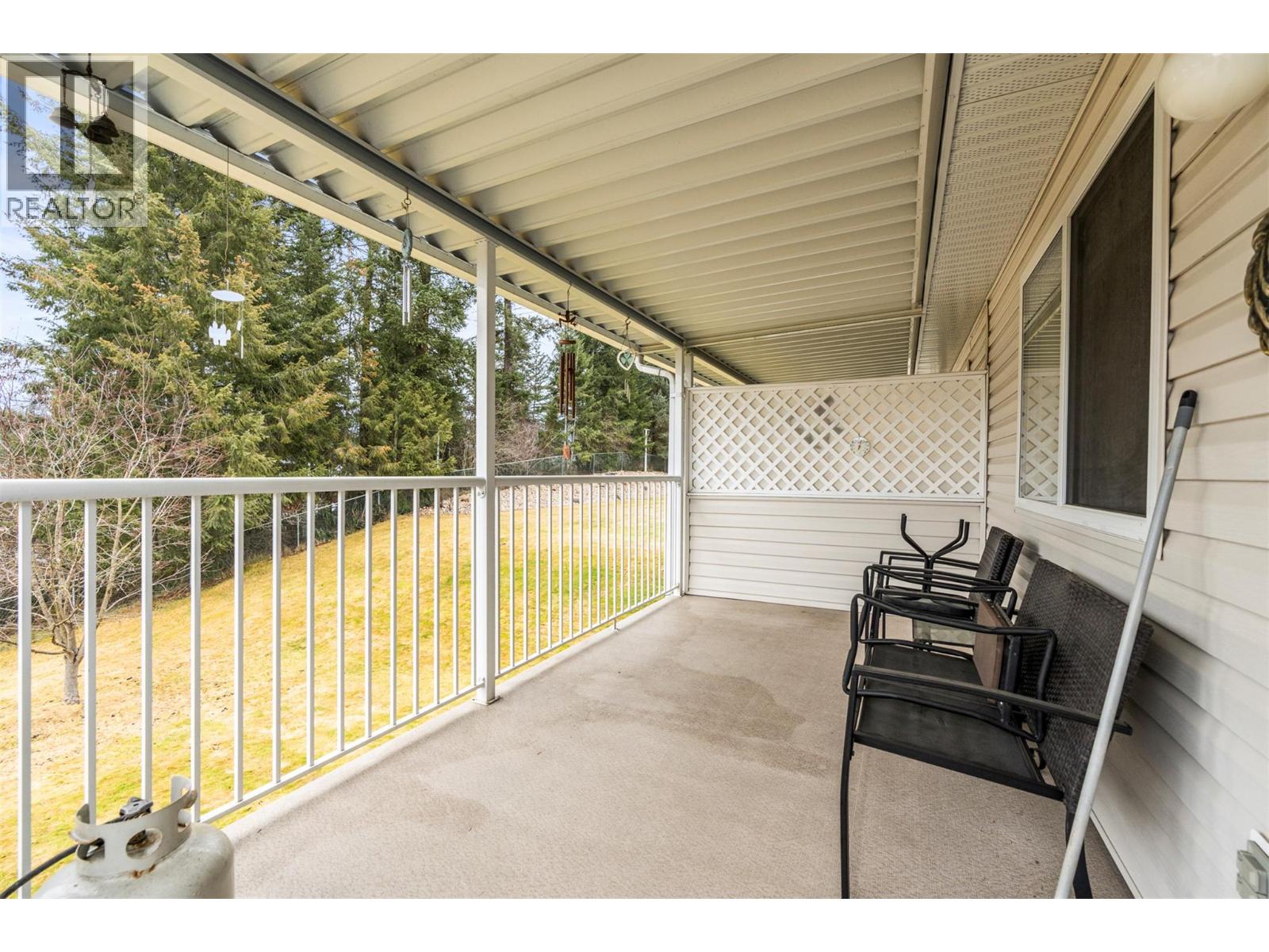 2675 Pine Avenue Unit# 54, Lumby