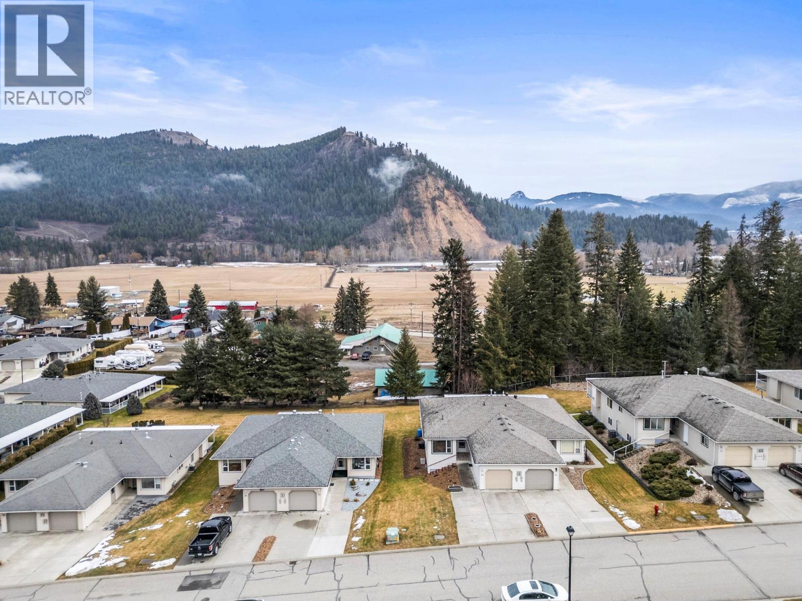 2675 Pine Avenue Unit# 54, Lumby