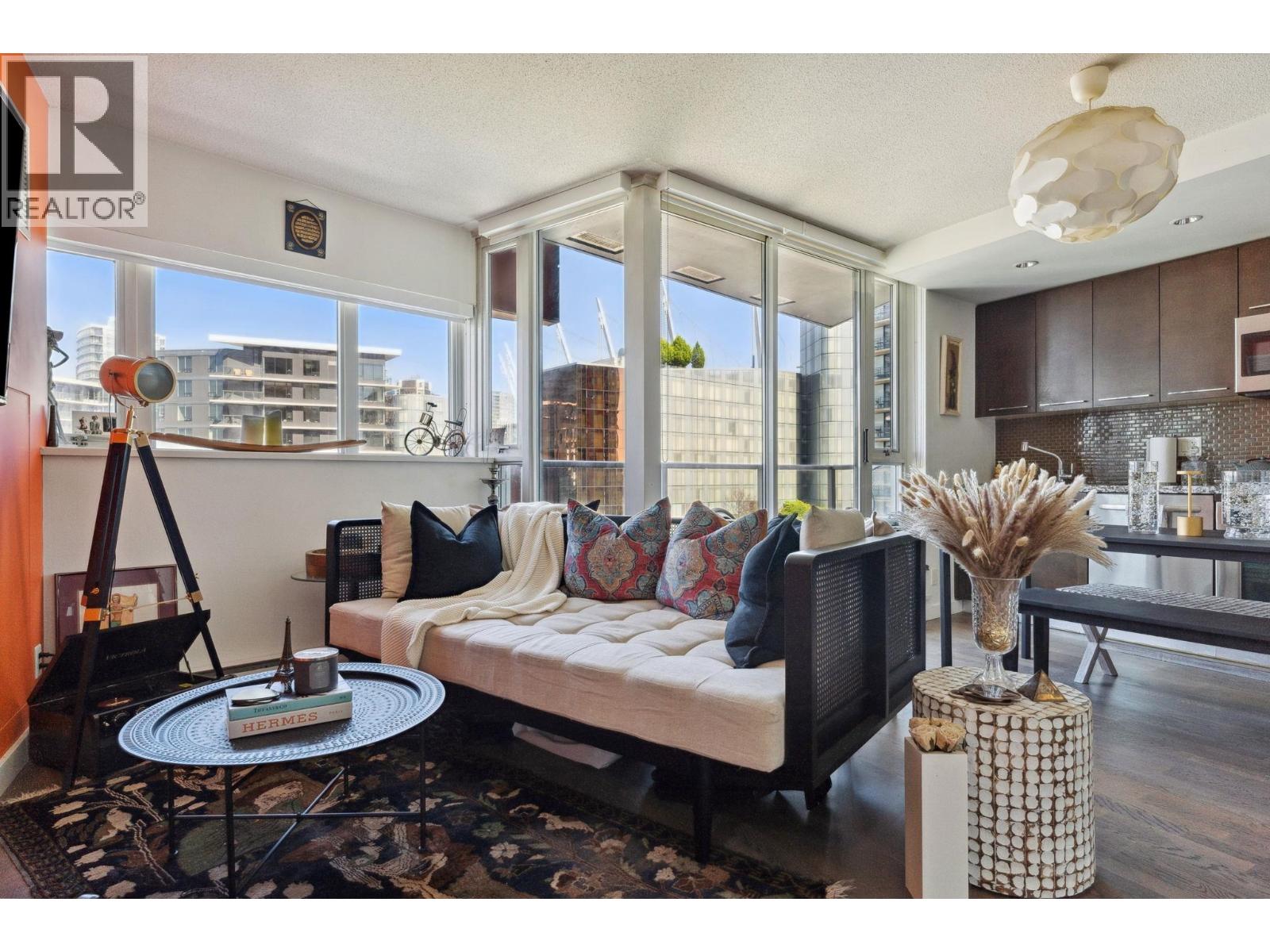 1701 918 COOPERAGE Way - photo 2