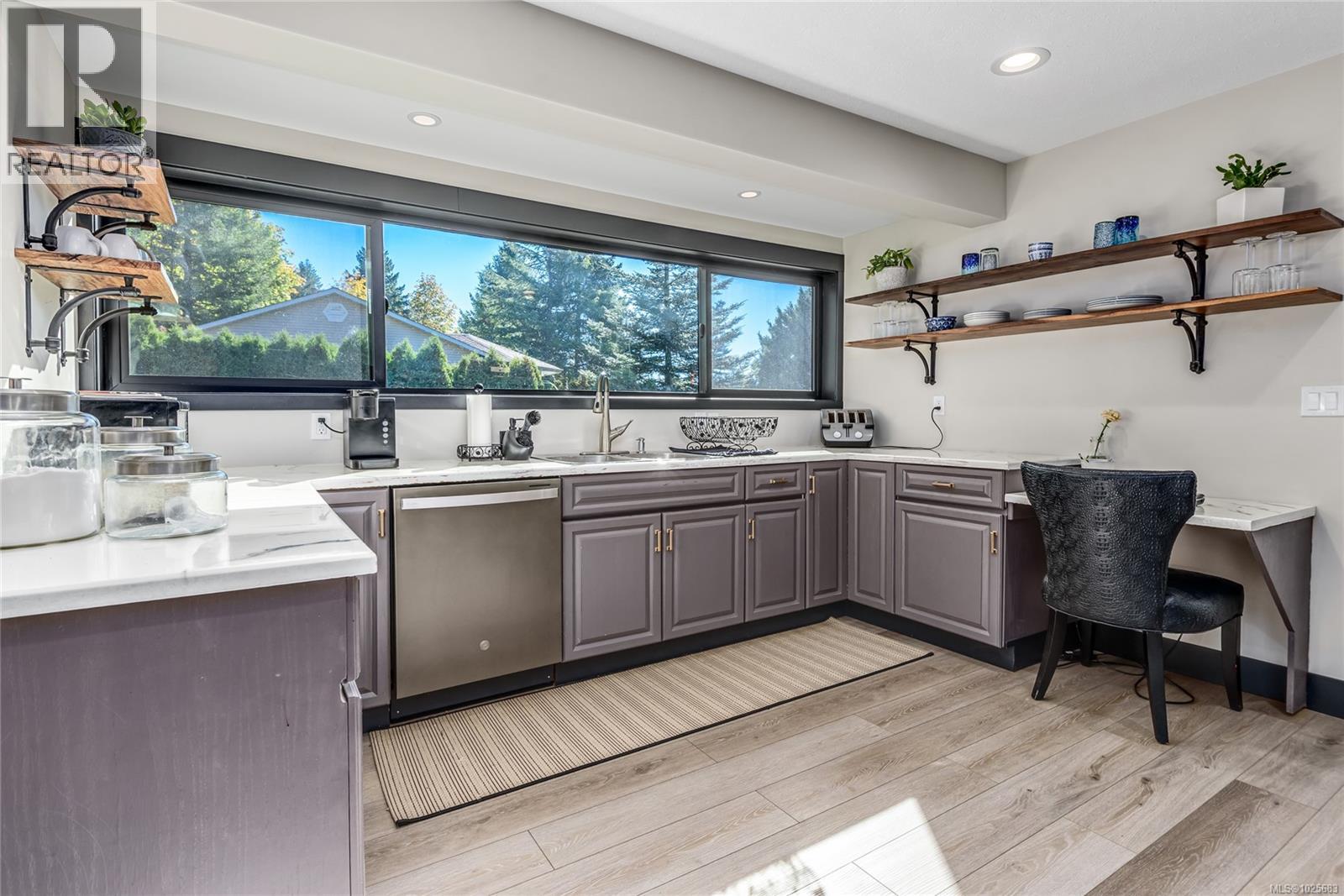 1100 Back Rd, Courtenay