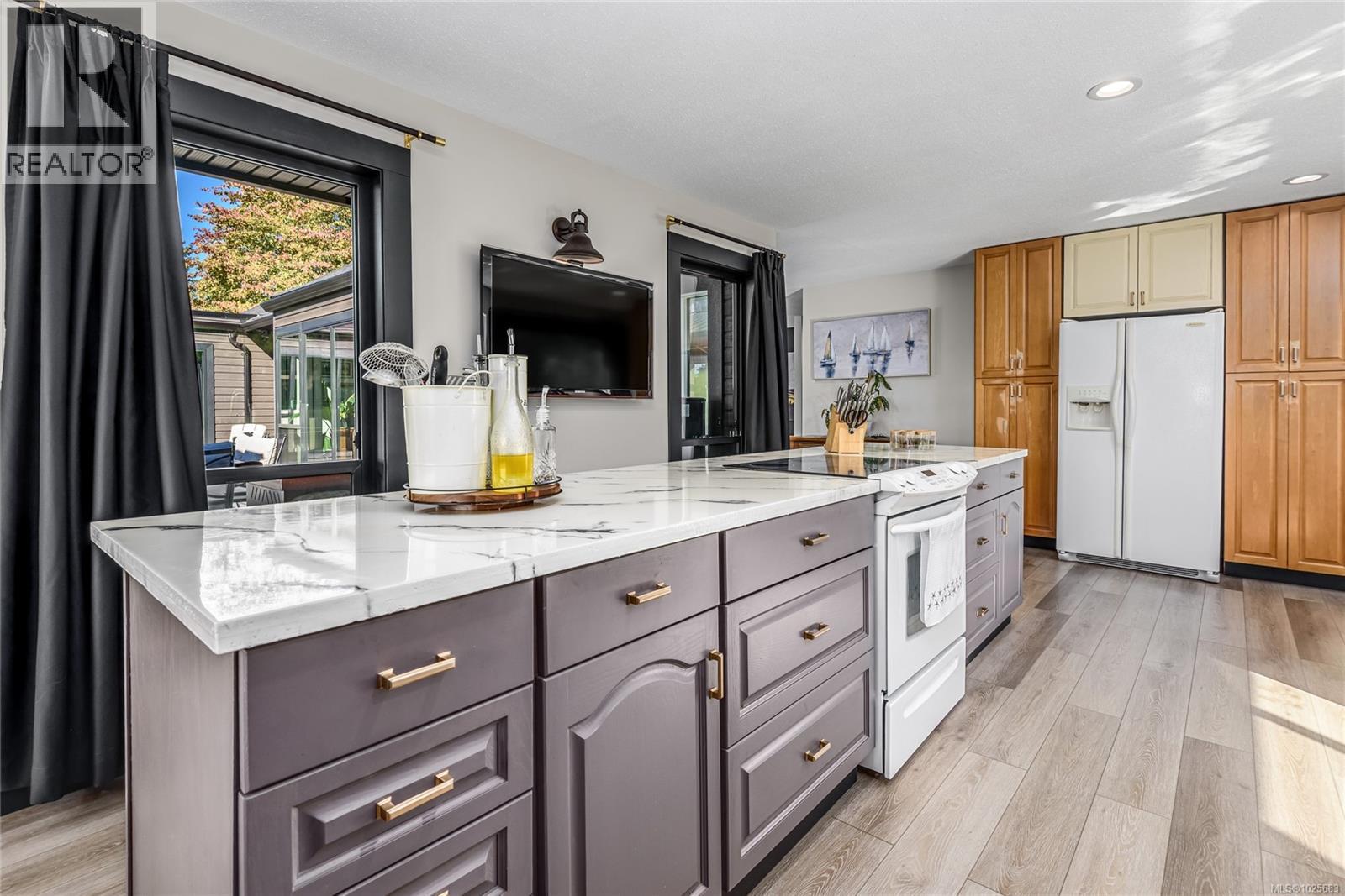 1100 Back Rd, Courtenay