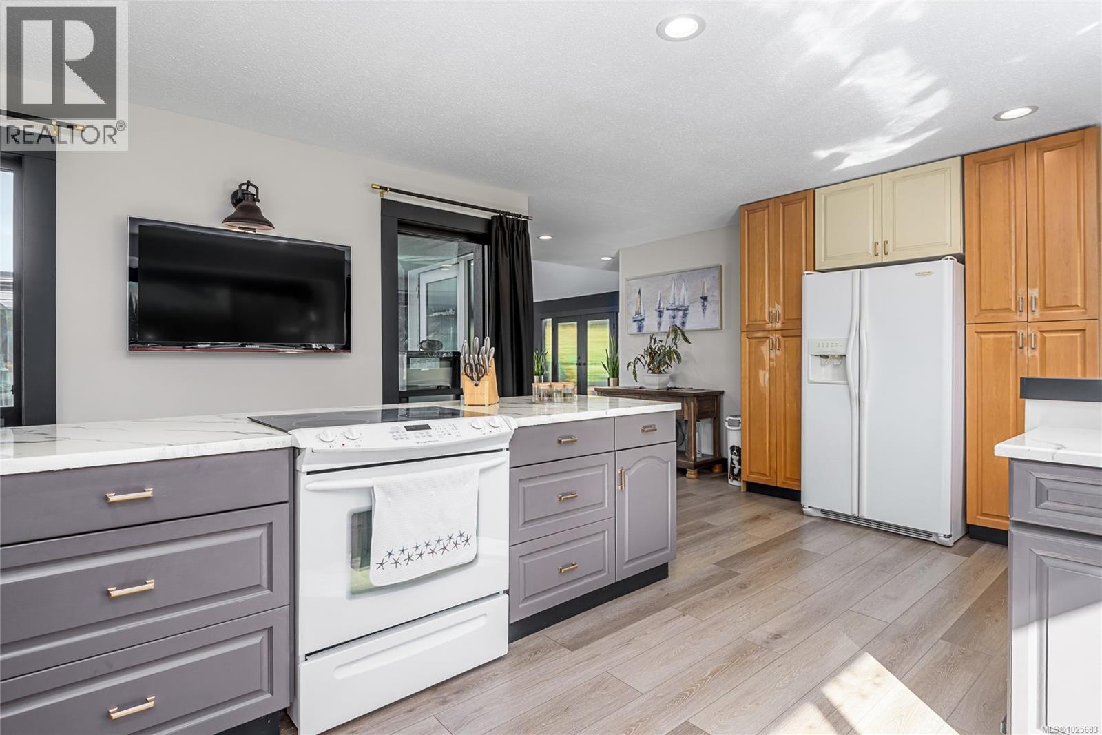 1100 Back Rd, Courtenay