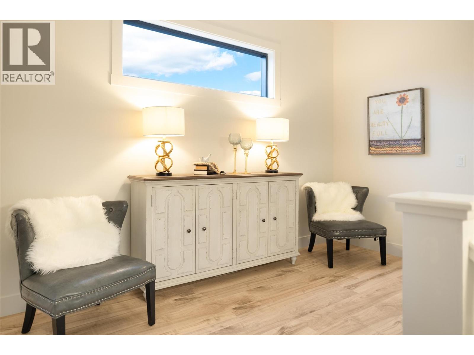 2053 Long Street, Kelowna