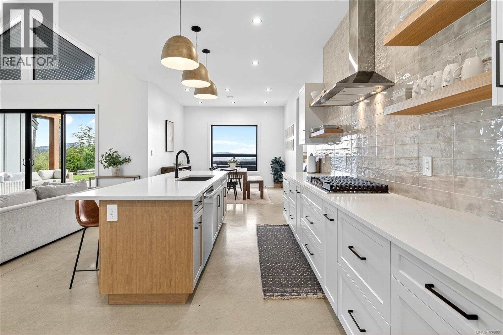 2550 Aythree Way, Sooke