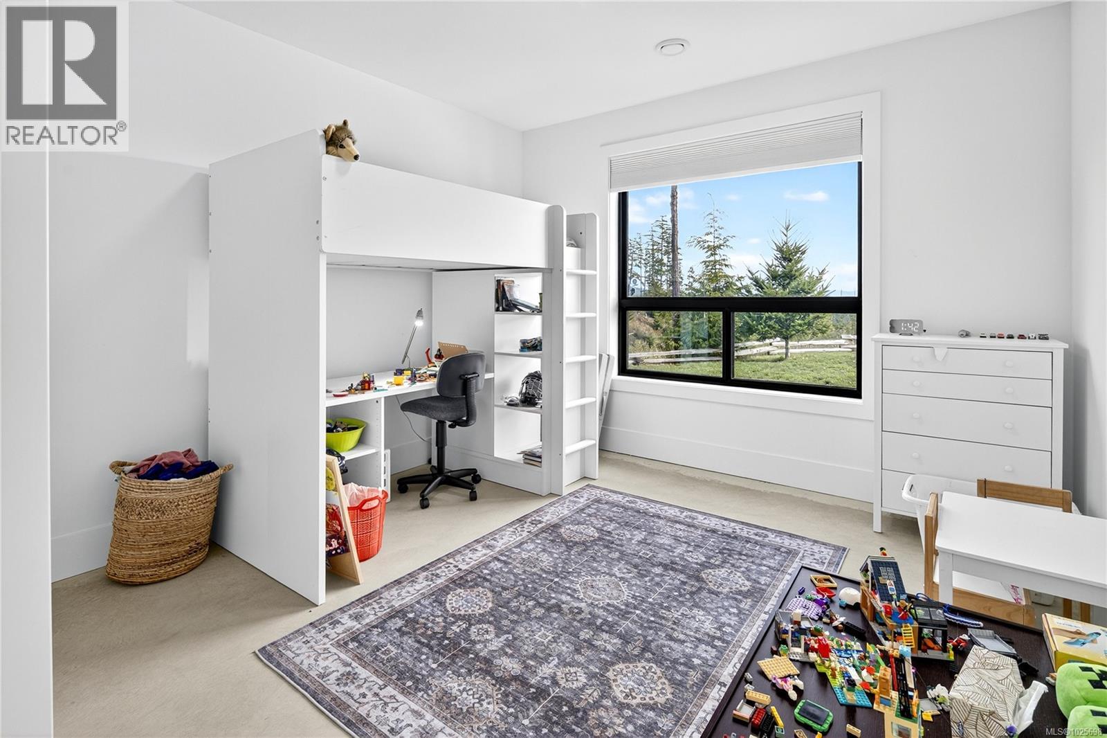 2550 Aythree Way, Sooke