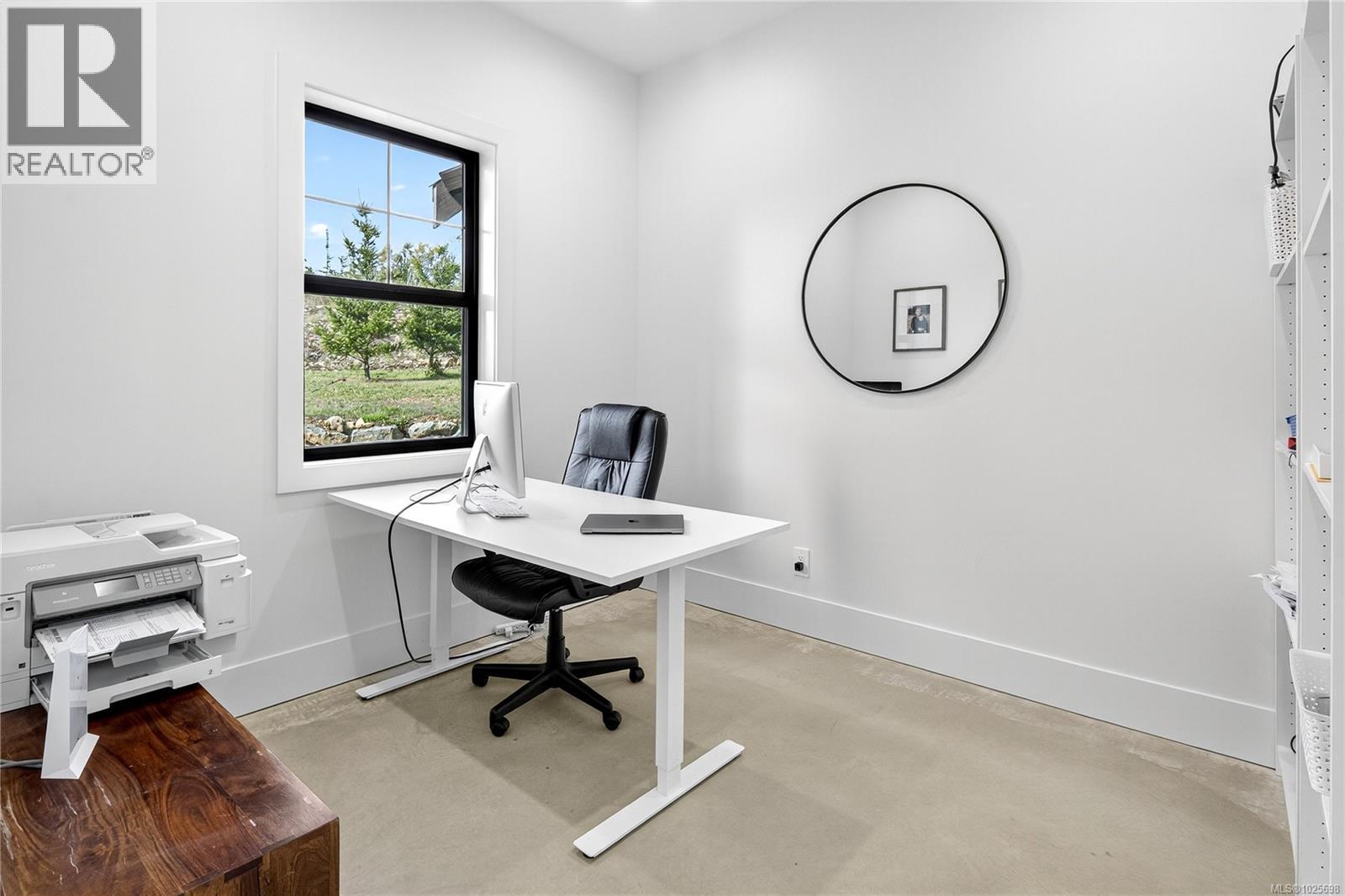 2550 Aythree Way, Sooke