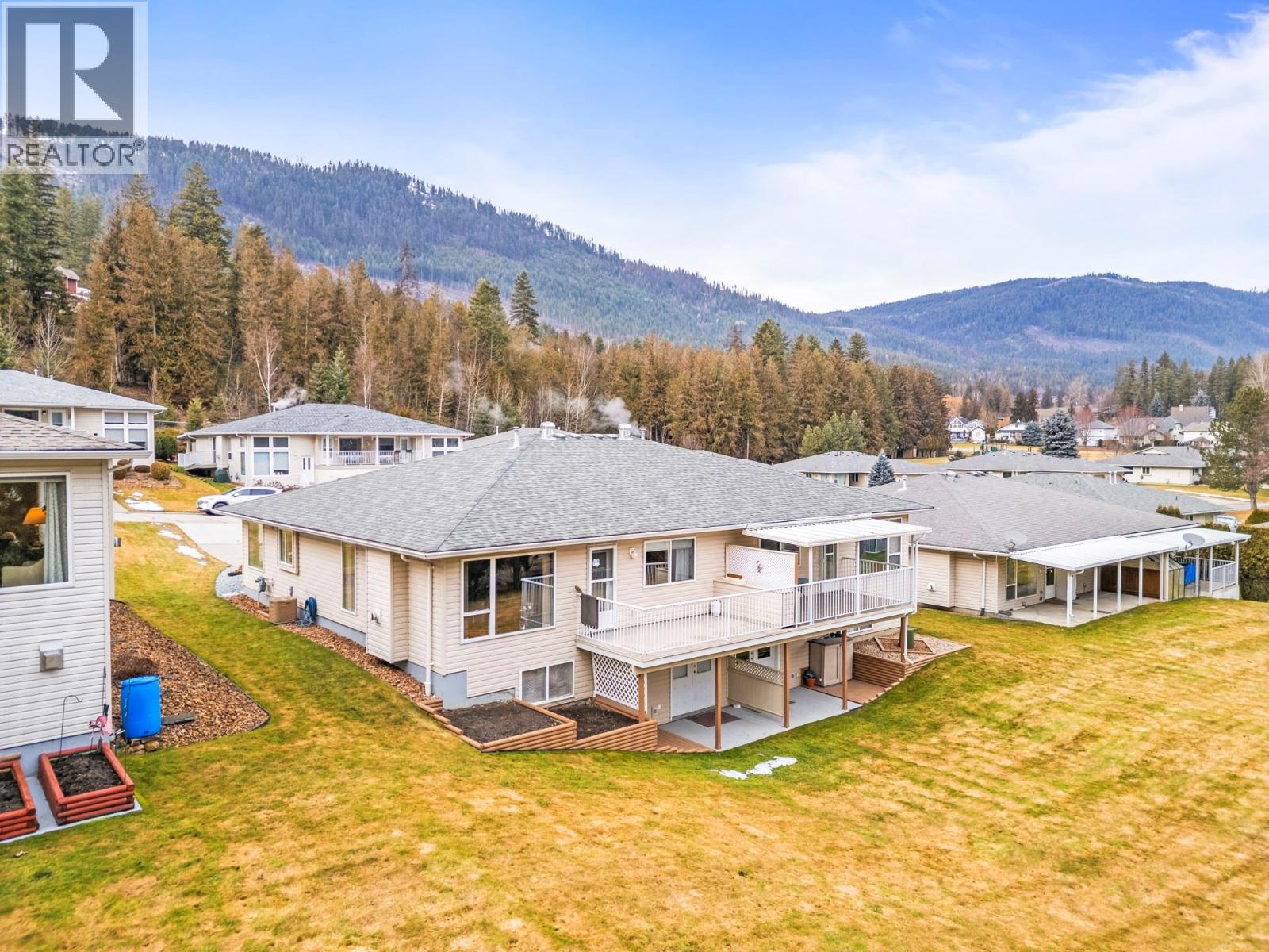 2675 Pine Avenue Unit# 55, Lumby