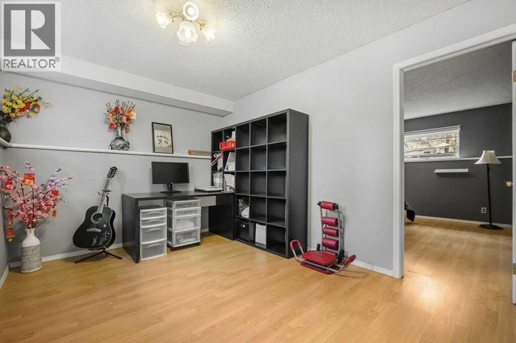 Single Family House 5 Level for Sale in  Marbury Place NE Marlborough Calgary 