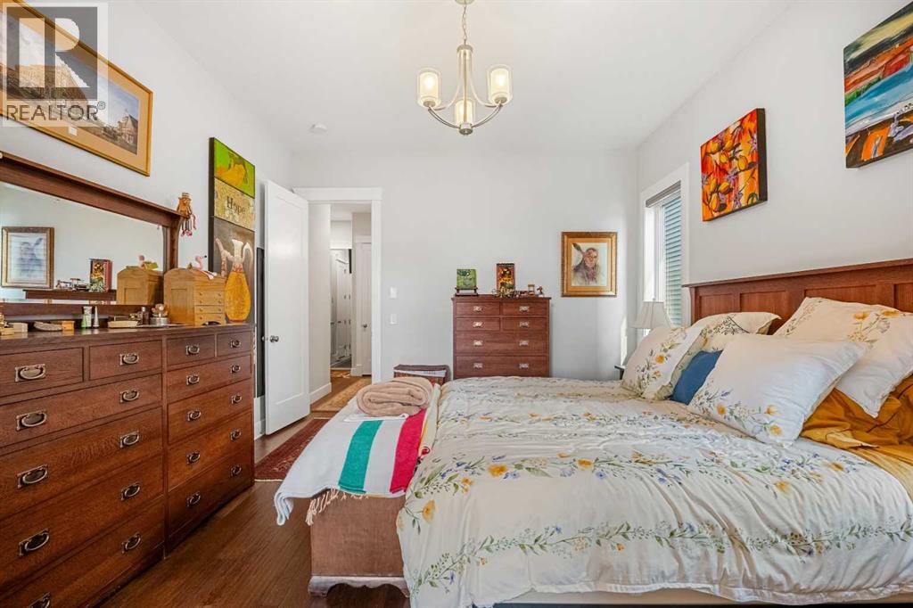 
          2253 Bayside Road Southwest
            <br/>
            <span>Airdrie</span>
            , 
            <span>AB</span>
             <span>T4B3W6</span>
         - Photo 24