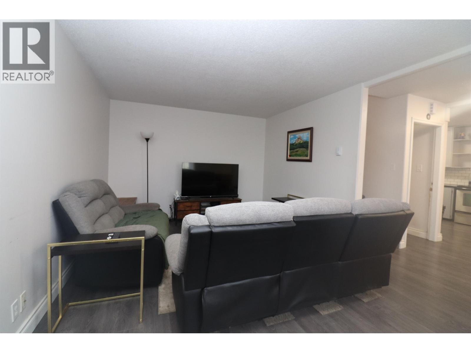 2114 STRATHCONA AVENUE, Prince George