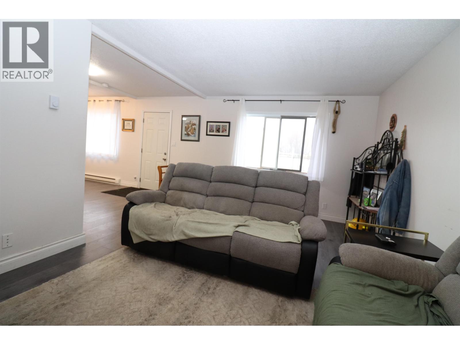 2114 STRATHCONA AVENUE, Prince George