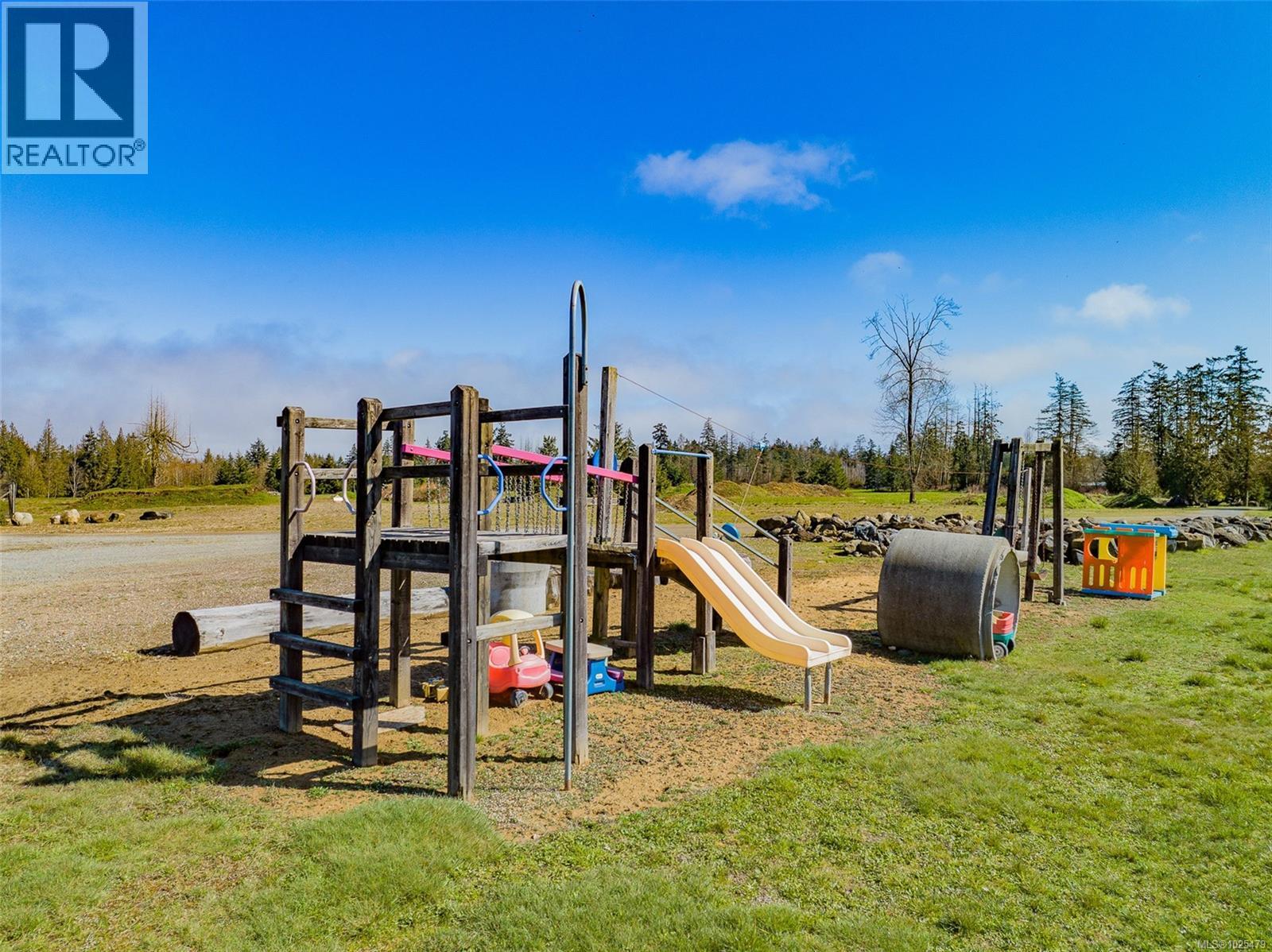 1355 Hodges Rd, French Creek