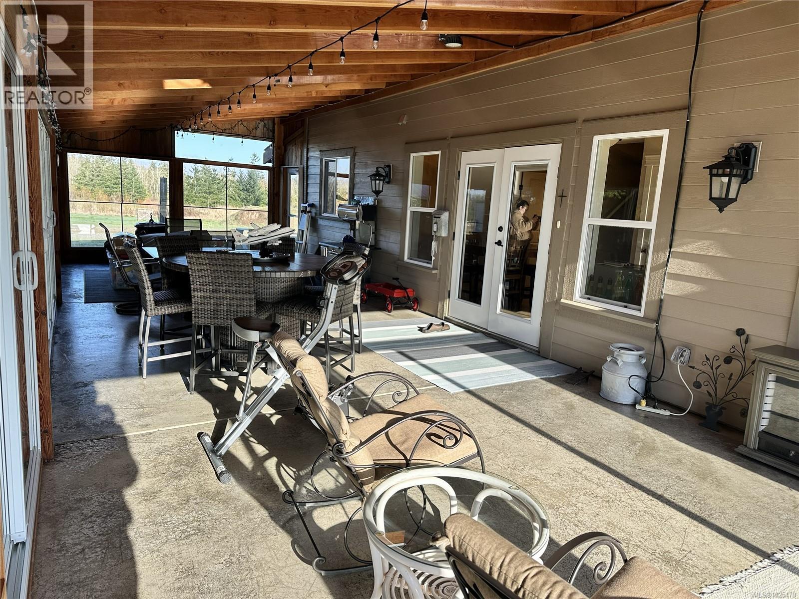 1355 Hodges Rd, French Creek