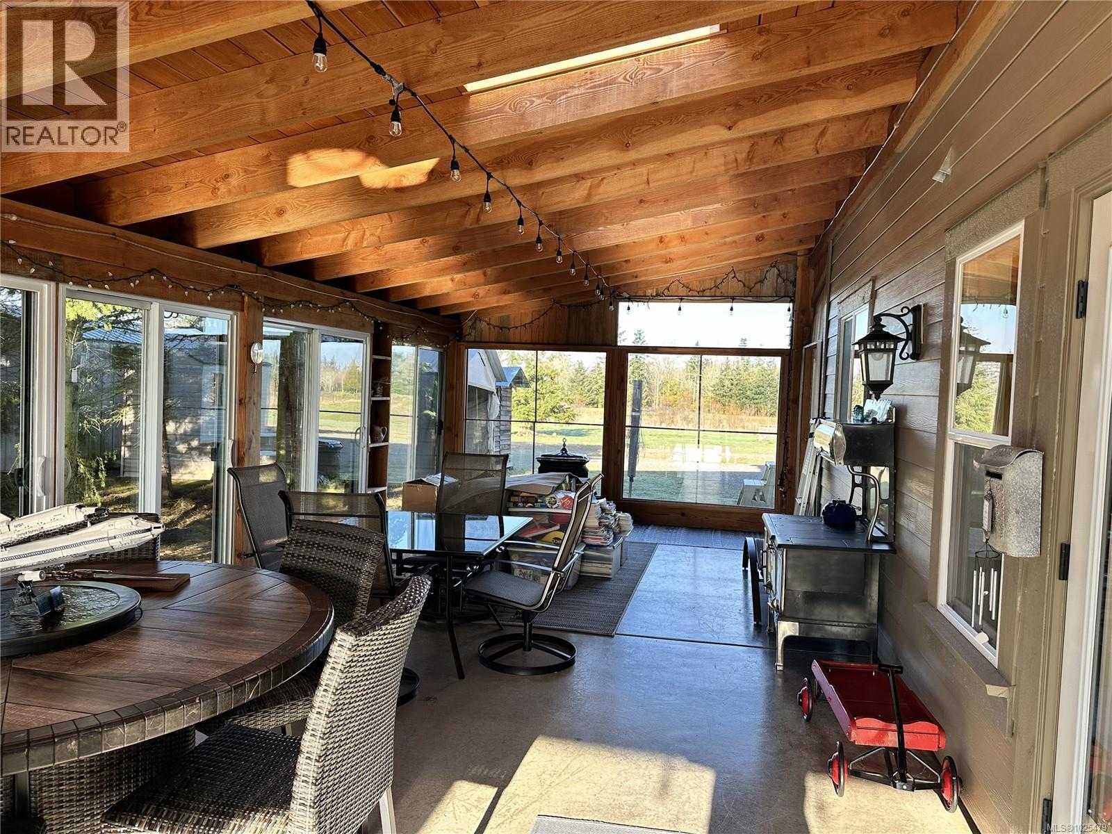 1355 Hodges Rd, French Creek