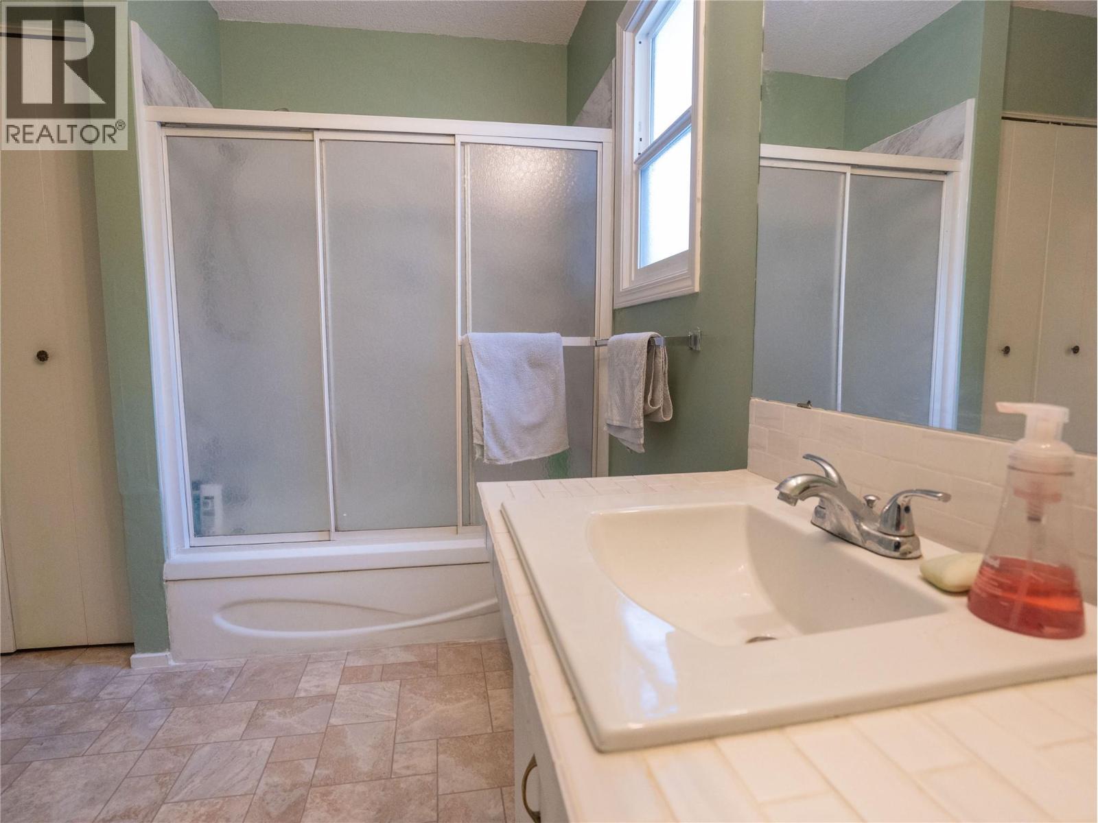 190 DAFOE Place, Penticton