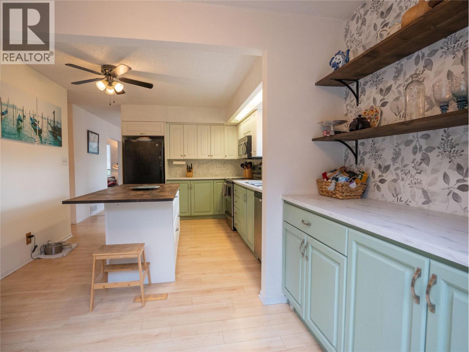 190 DAFOE Place, Penticton