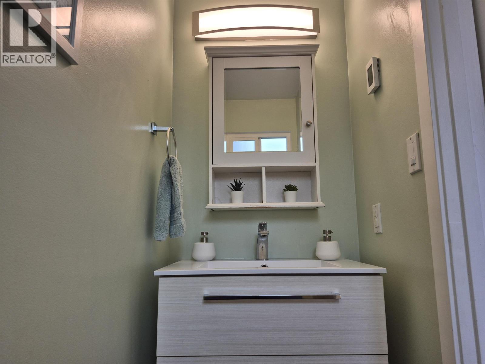 #3-5600 LADNER TRUNK Road, Delta